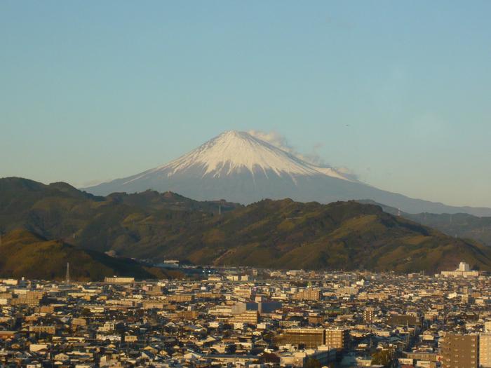①県庁からの富士山.JPG